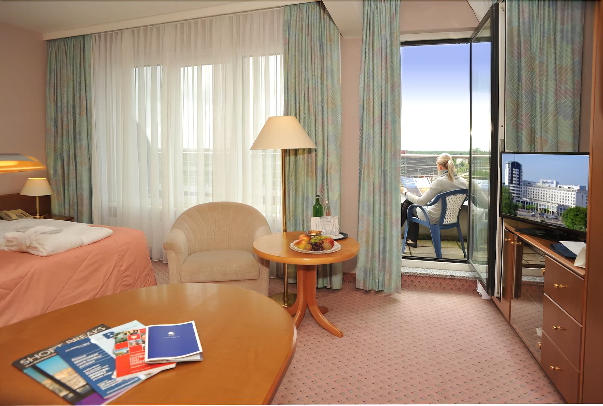Radisson Blu Hotel Котбус Экстерьер фото