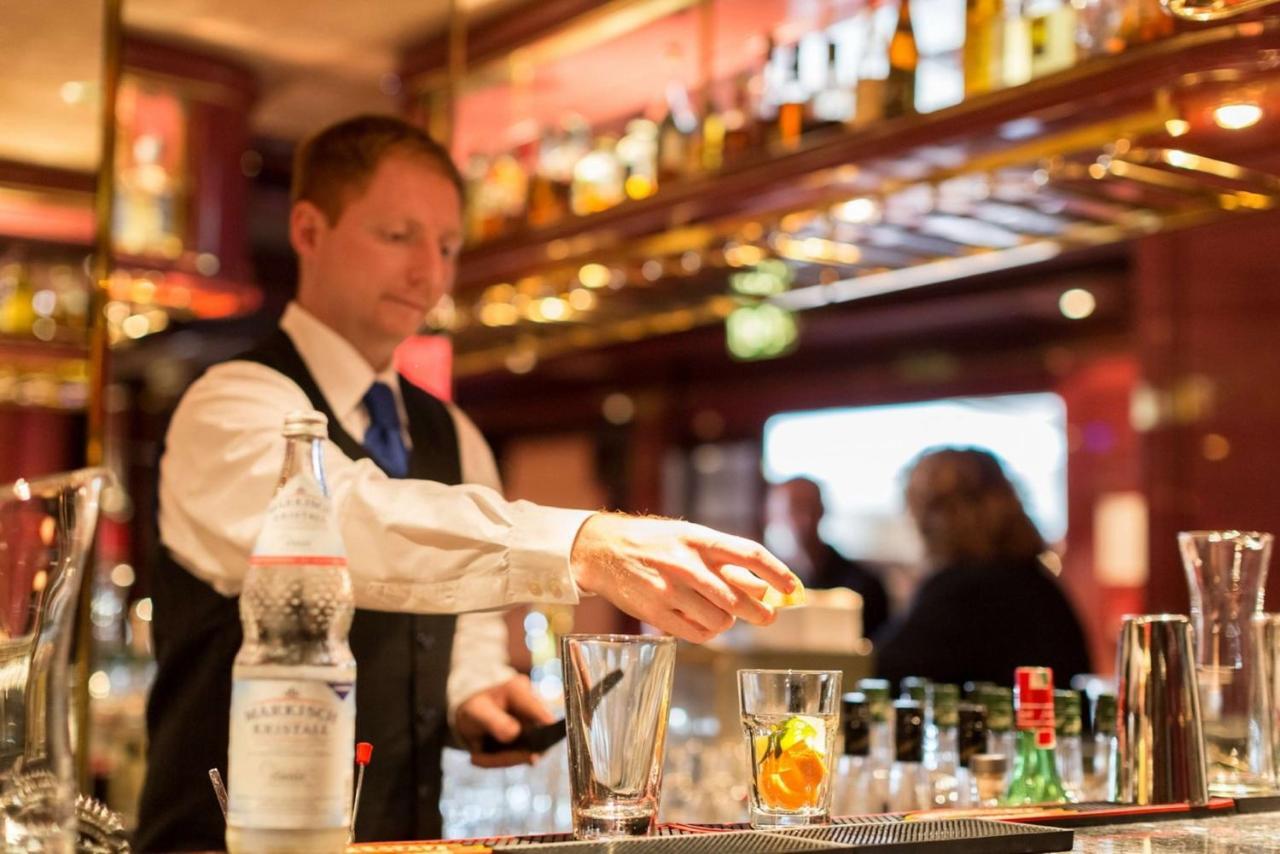 Radisson Blu Hotel Котбус Экстерьер фото